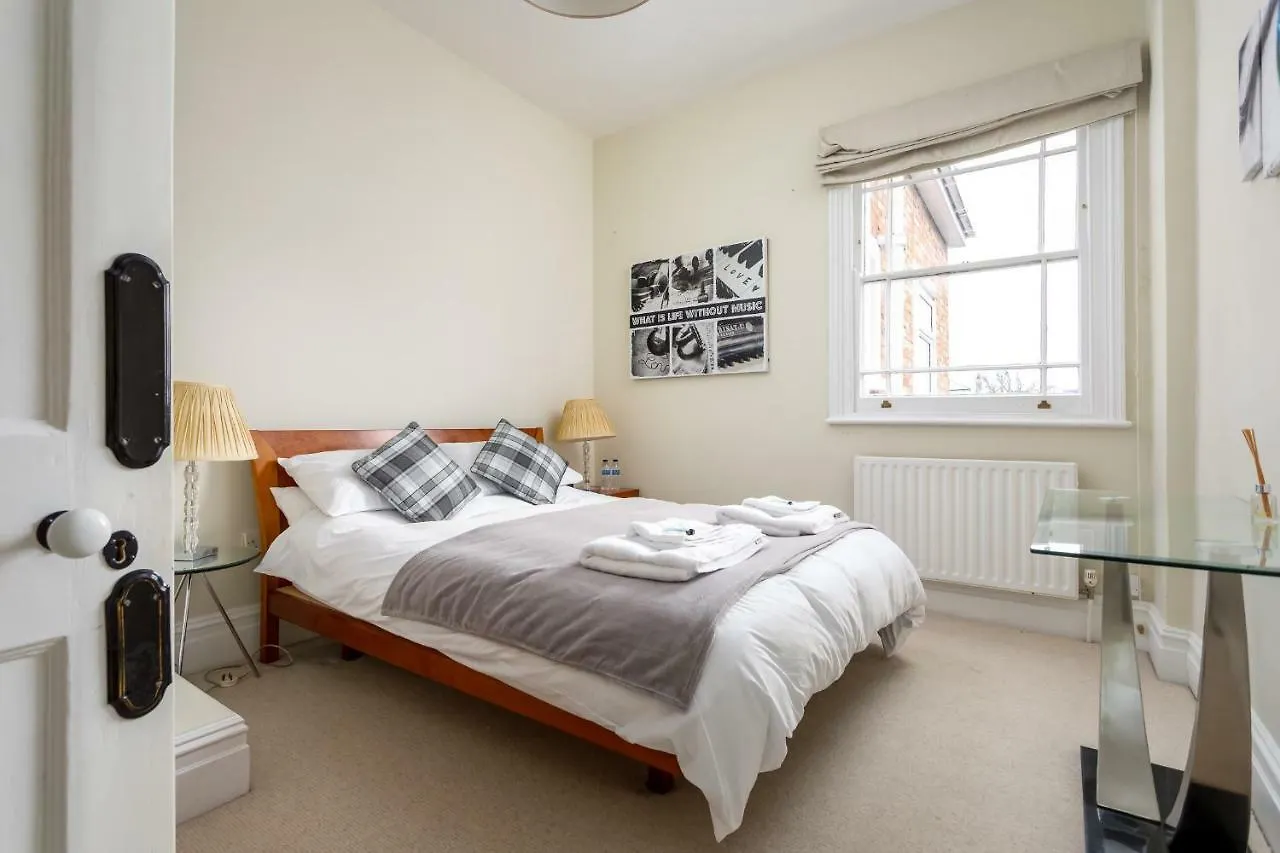 The Coach House Montpellier Apartment Cheltenham